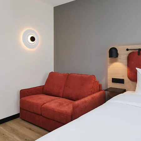 Campanile Prime Airport Hotel