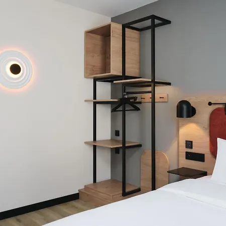 Campanile Prime Airport 3*